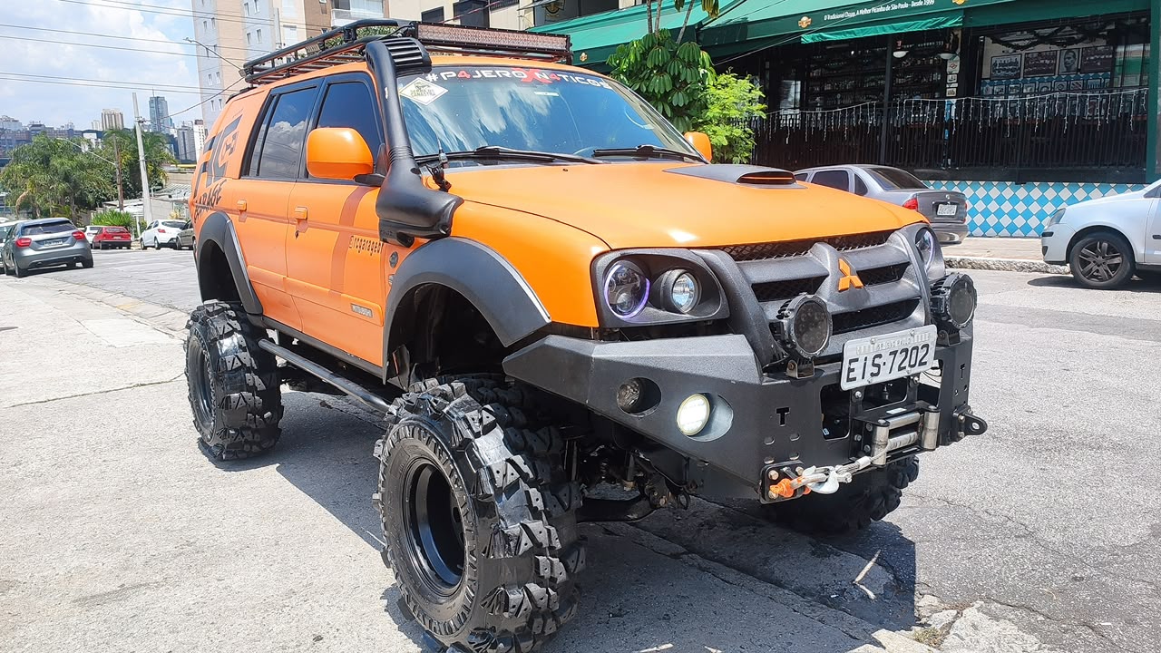 LeoGarage
